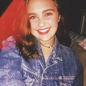 Meet your Posher, Sabrina